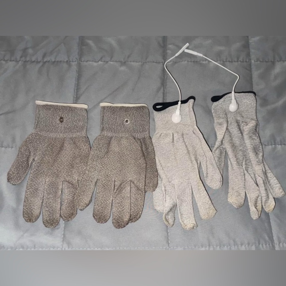 Myolift QT 7E Wellness microcurrent Conductive Gloves